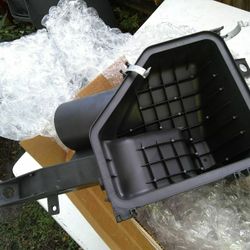 GM Lower Housing: Air Intake, Chevy Cobalt