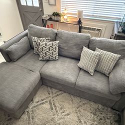 Right-Handed Gray Sectional Sofa with Storage