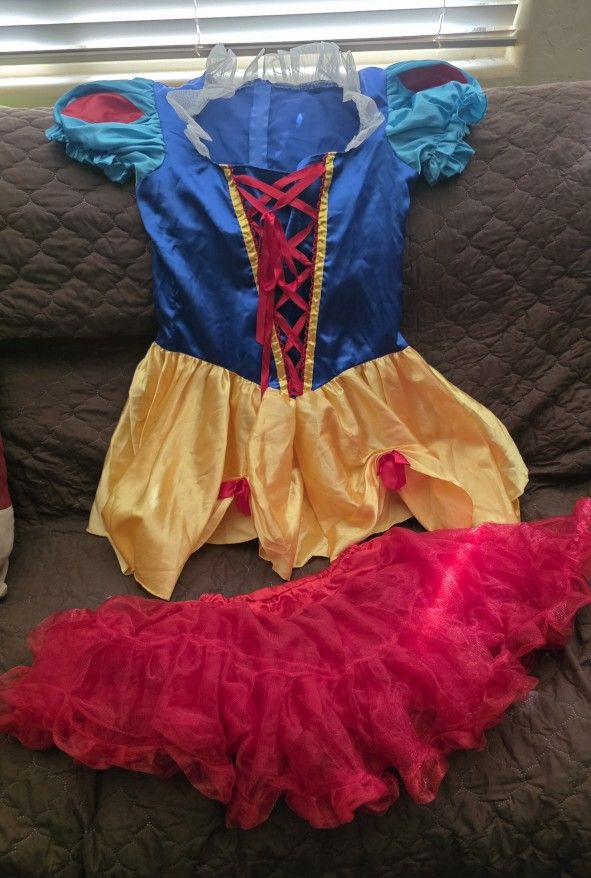 Snow White Costume
