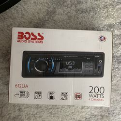 Boss MP3 AM/FM Receiver (612UA)