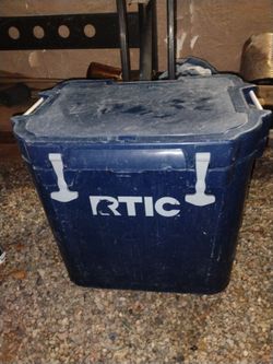 Rtic cooler 45gallon