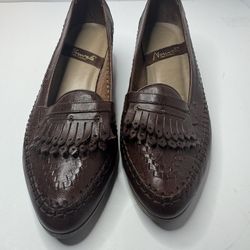 Nouvelle Brown Leather Loafers Size 9M