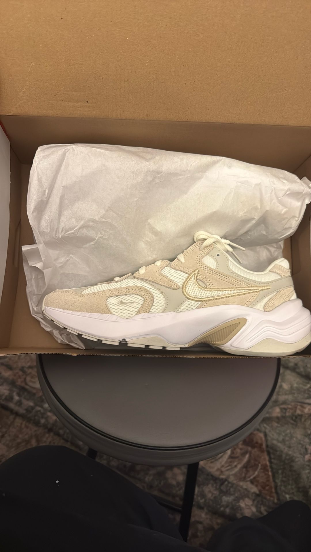 Nike Al8 Sail Sandrift 10 Woman’s 8.5 Men’s