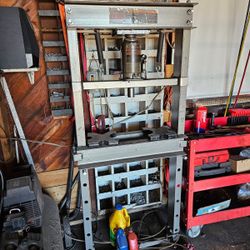 Hydraulic Press 