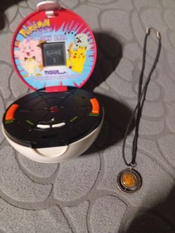 1999 tiger electrónica ookeball and pickachu collar