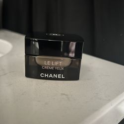 Le Lift Eye Cream Chanel 