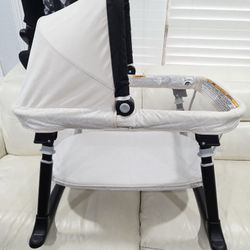 Graco Foldable Portable Baby Bassinet 