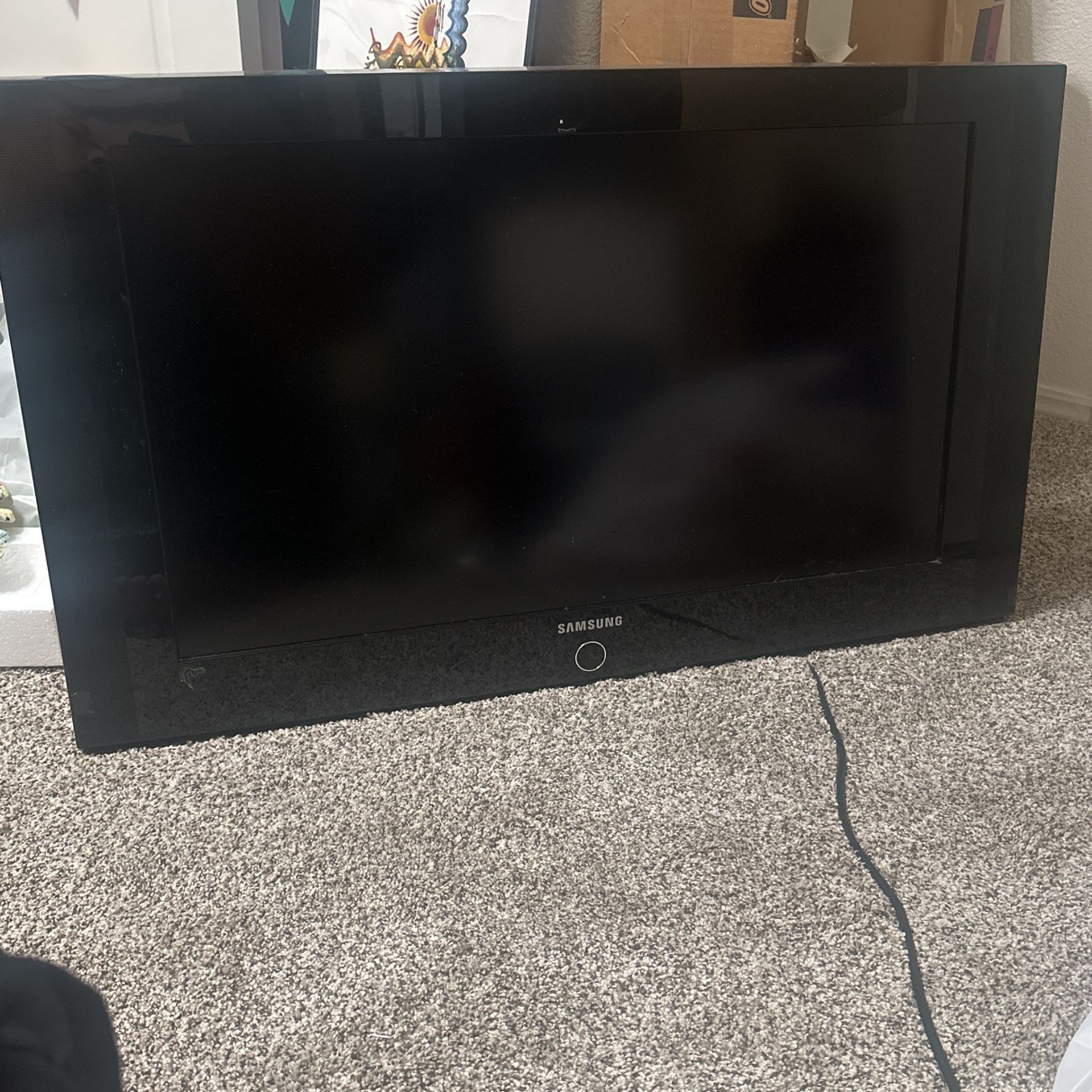 Samsung 35” TV