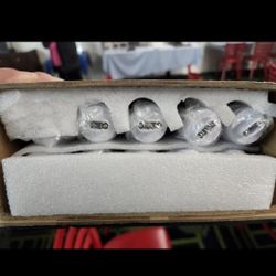 Brand New 8ft LED Shop Lights 10pk