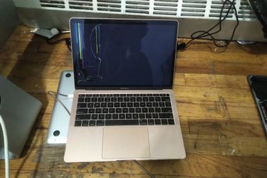 Apple MacBook Air 2019 for parts