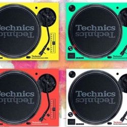 Technics SL 1200 Mk2  