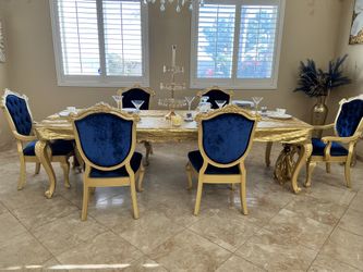 Dinning Table