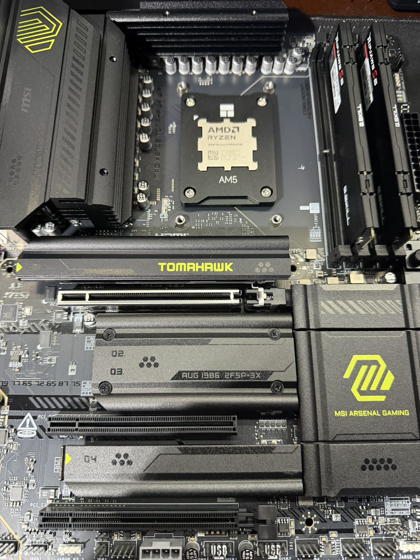 AMD Ryzen 9 9950x3D CPU MoBo Combo