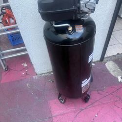 Husky compresor 20 gallons