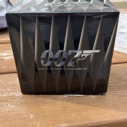 007 James Bond Ultimate Collector’ Set