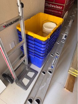 Storage bins 8 total