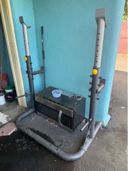 Squat rack