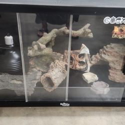 Reptile Enclosures & Accessories 