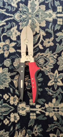 Malco 5 blade Pipe Crimper