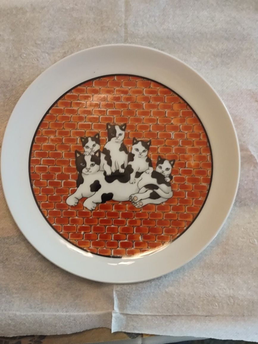 Soo Cute City Cat 71/2" Plate #1