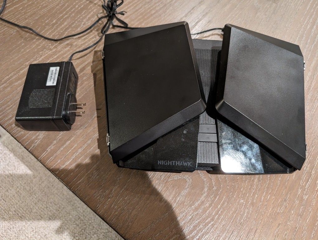 Nighthawk Router RAX200