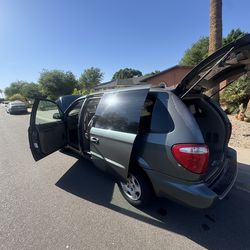 2003 Dodge Grand Caravan