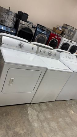 Maytag washer and dryer set