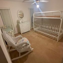 Wicker/Rattan  Futon Bunk Bed Bedroom Set With Matching desk And chair