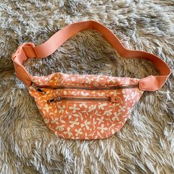 A New Day Women’s Floral Belt Bag Peach NWT