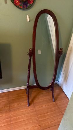Vanity mirror