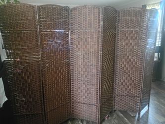 Room divider