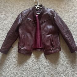 GENIUNE 💯 leather jacket burgundy size L