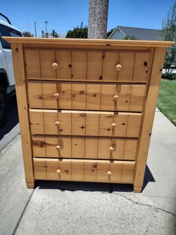 5 Drawer Dresser