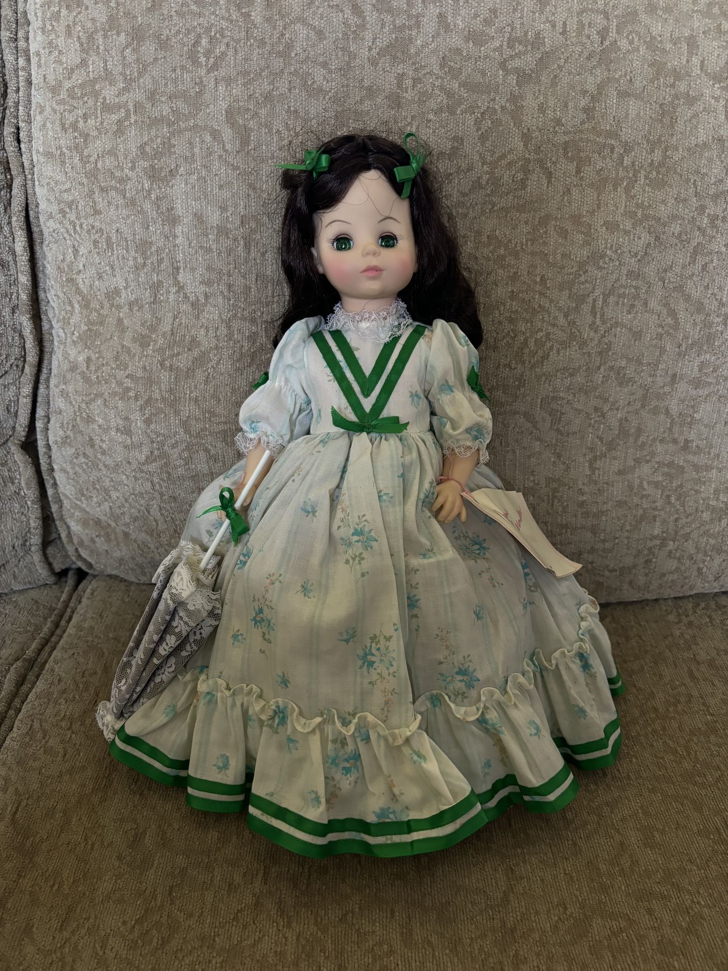 Vintage 1965 Madame Alexander Scarlett Doll
