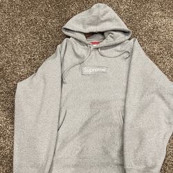 Men’s supreme hoodie