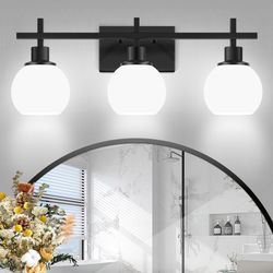 Vanity light