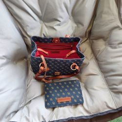 DOONEY  & BOURKE