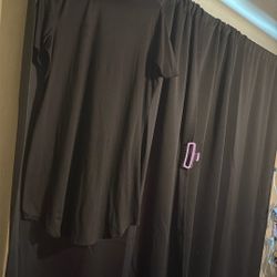 Black Dress You Coupd Use It As A T-Shirt Also For A Regular Shirt