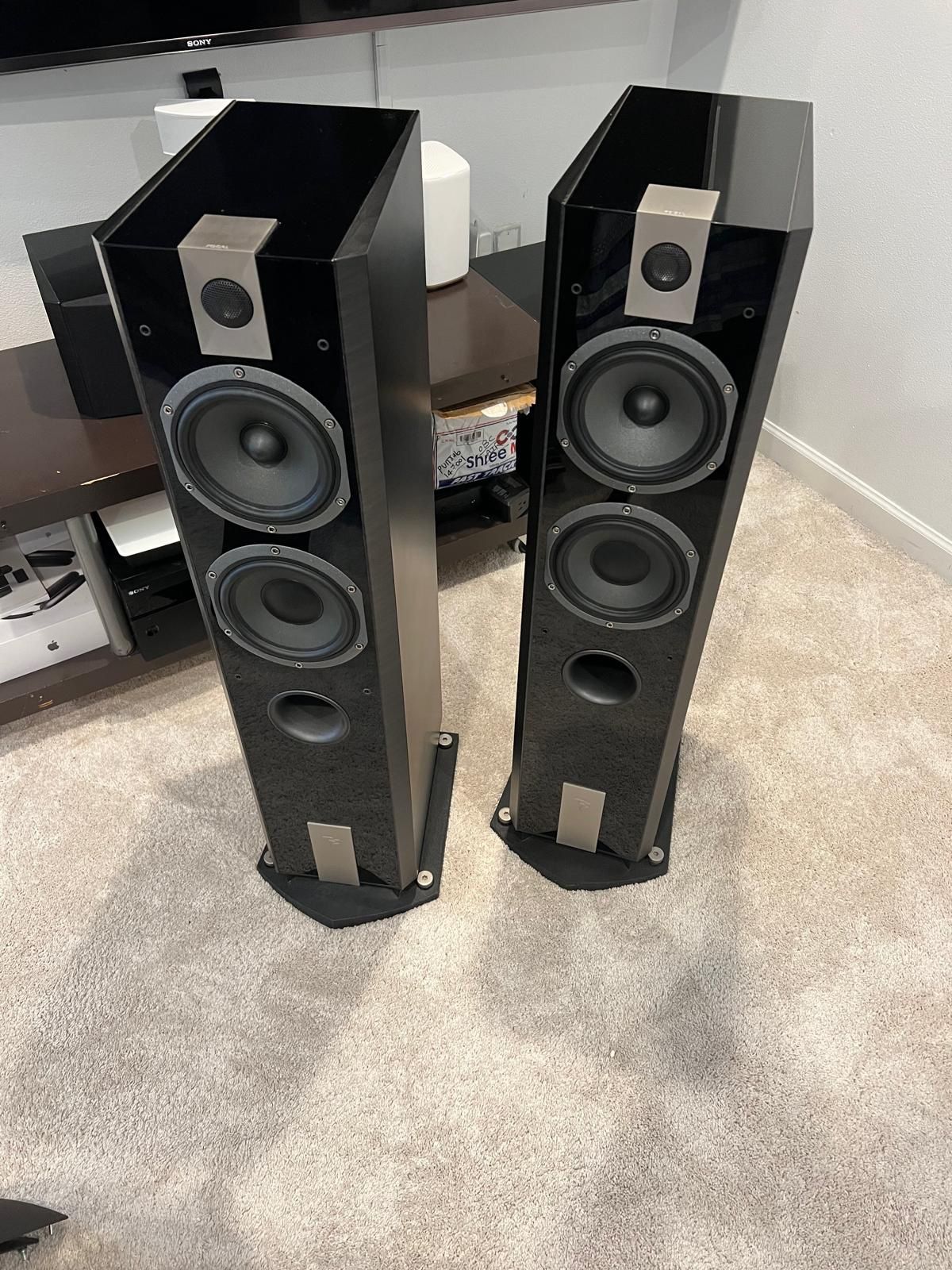 Focal Chrous V