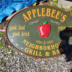 Applebee's Sign