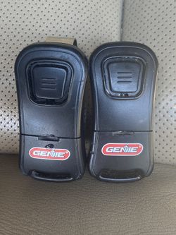 Genie 1-Button Programmable Garage Door Opener Remote G1T-BX