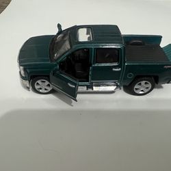 Chevrolet Silverado Ltc 4 X 4 Toy Collectible