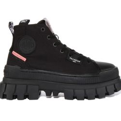 Palladium Womens Revolt Hi TX 97242-010-M Black/Black Platform Boots 7 New