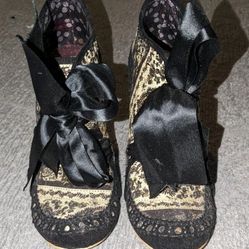 Irregular Choice Size 9 Victorian Heels