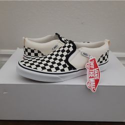 Vans Multiple Sizes Read Entire Description