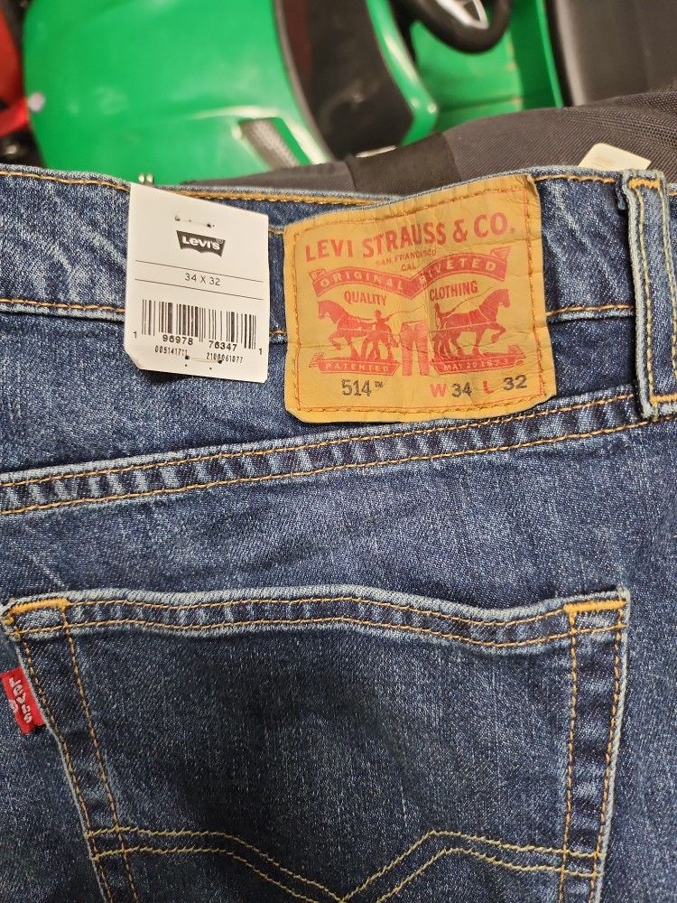New Mens Levi's jeans 34/32