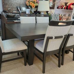 Table + 6 Side Chairs