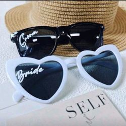 Bride & Groom Glasses