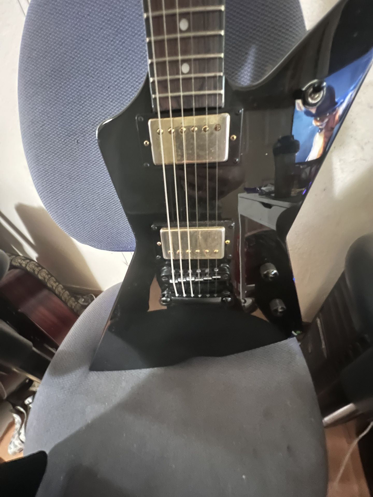 Harley Benton Explorer Guitar