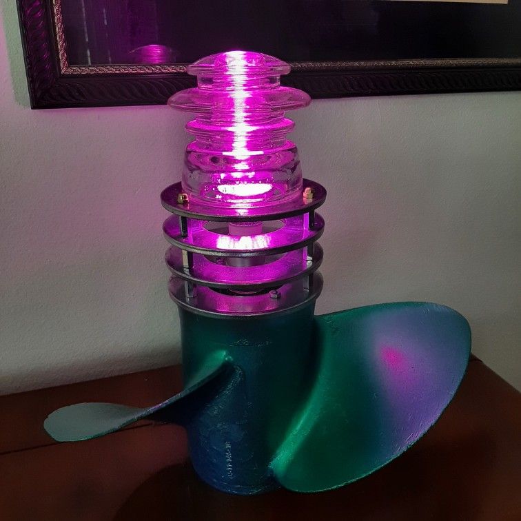 Propeller Art Light